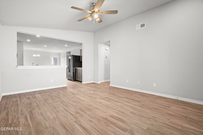 Building Photo - 1056 Nalito Beltran Pl