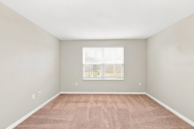 Building Photo - 11410 Cay Spruce Wy