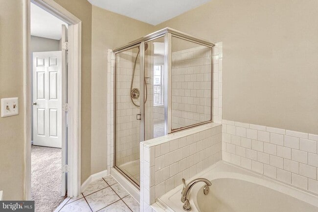 Building Photo - 15714 Lansdale Pl