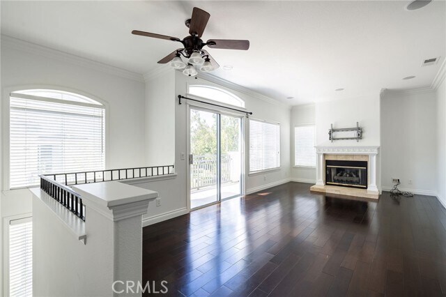 Building Photo - 12 Rabano