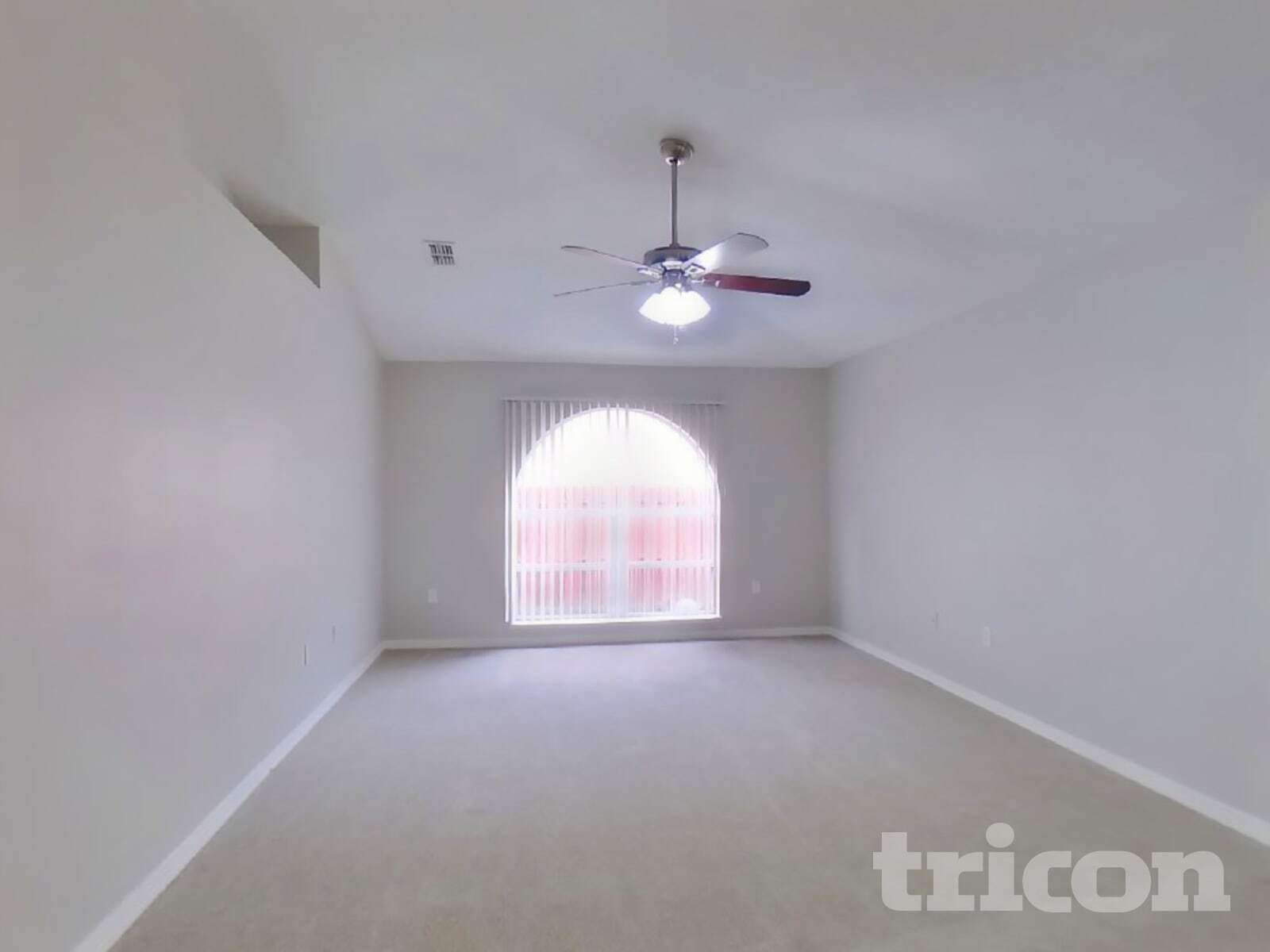 Building Photo - 11960 Cherry Creek Rd