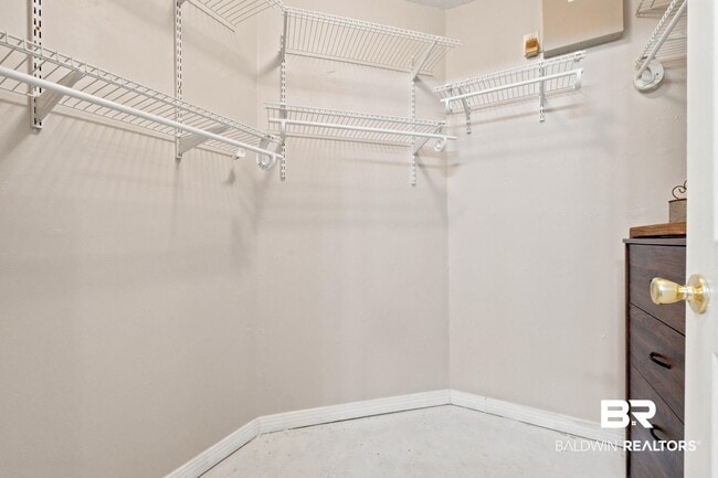 Building Photo - 7689 Audubon Dr