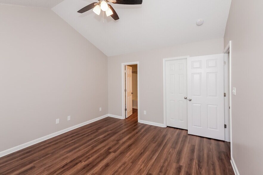 Building Photo - 8927 Scotch Heather Way