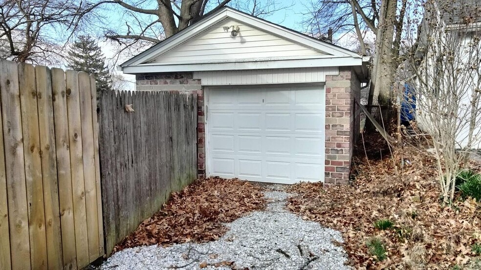 Building Photo - 1138 Collinwood Ave