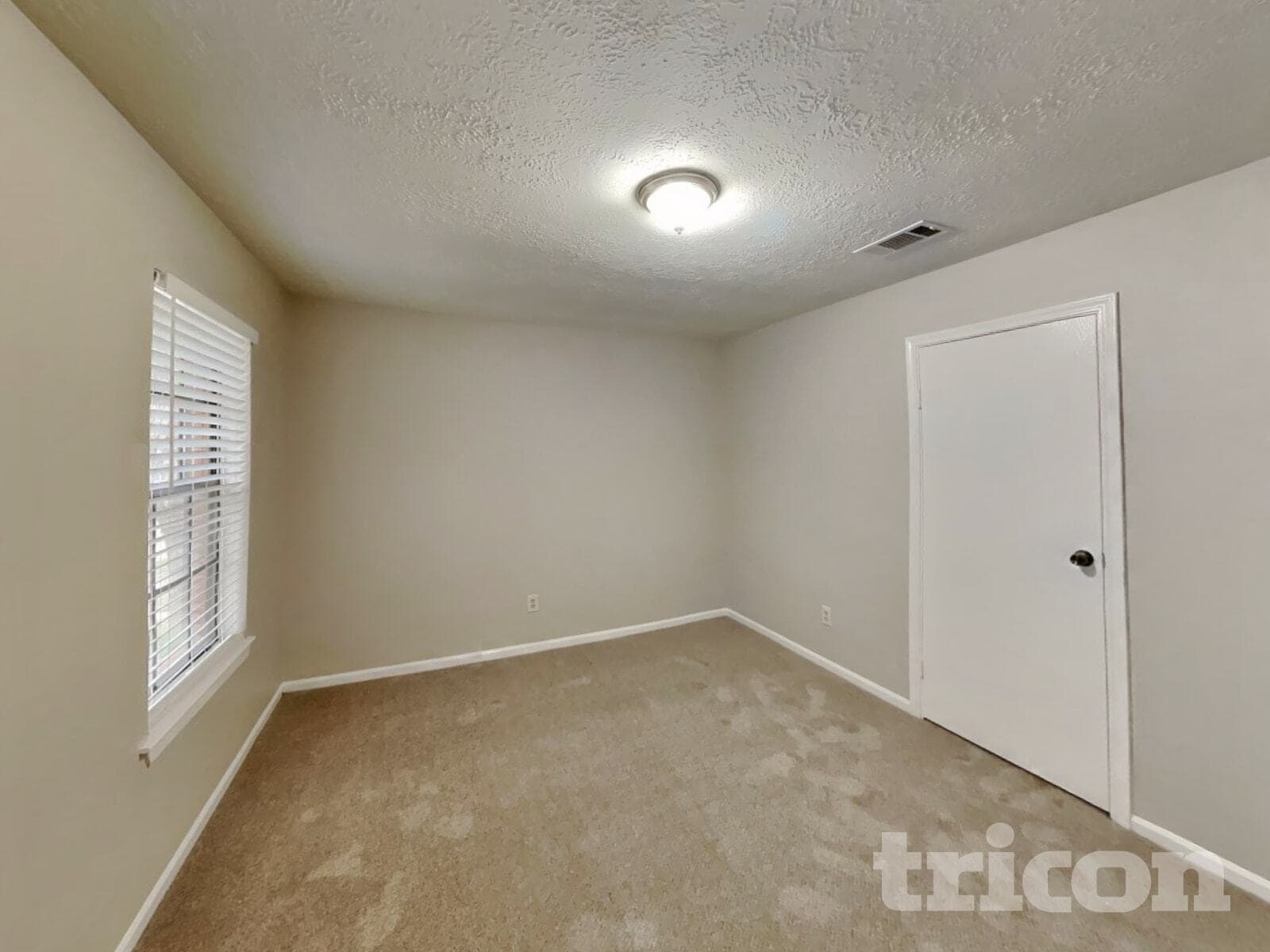 Building Photo - 8111 Silver Fir Dr