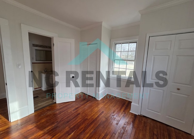 Building Photo - 1318 Front St