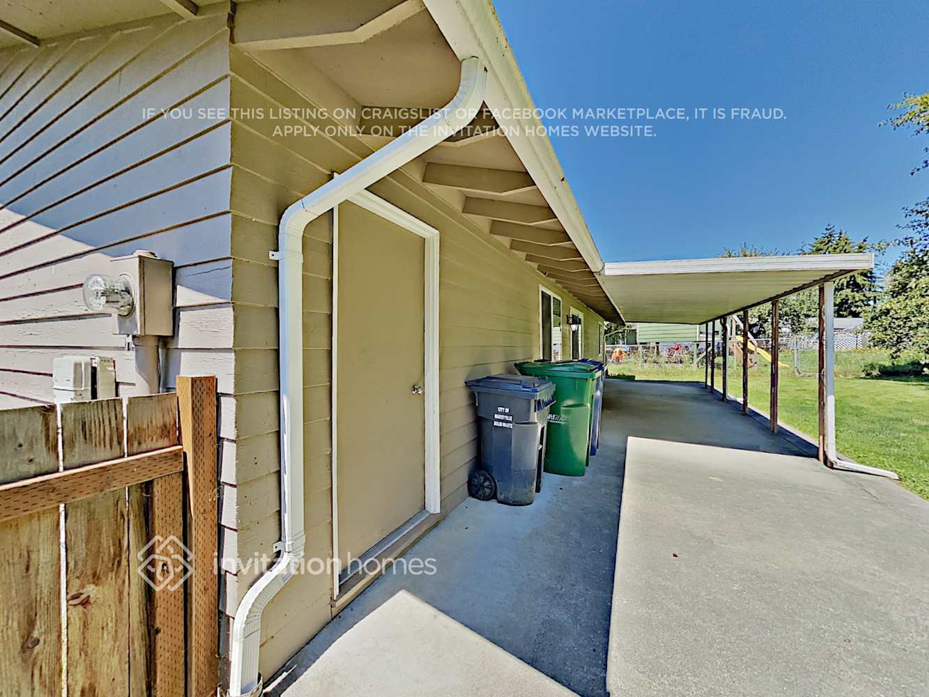 Building Photo - 5823 60th Dr NE