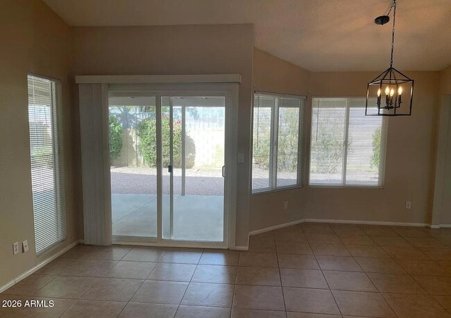 Building Photo - 6233 E Carolina Dr