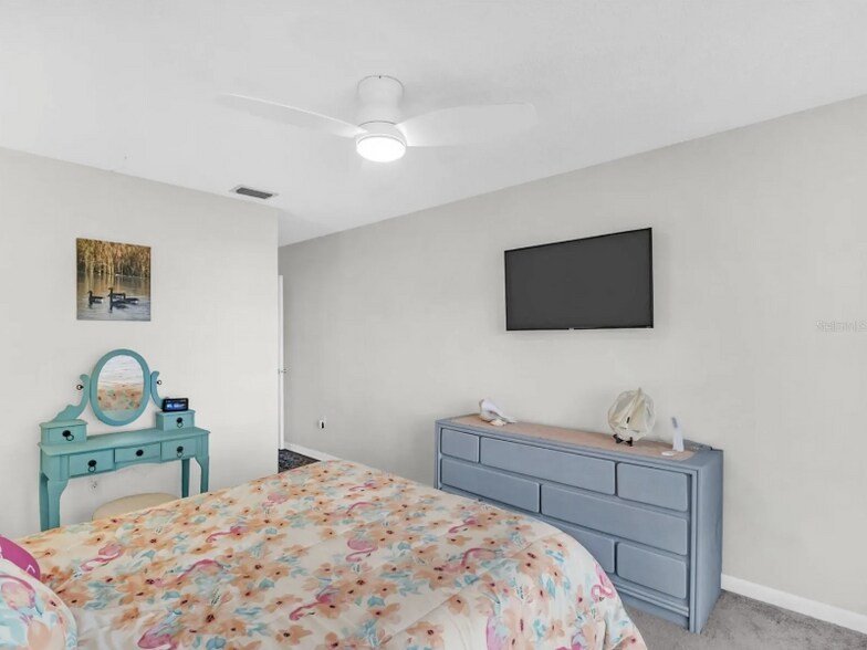 Building Photo - 616 Windrush Bay Dr