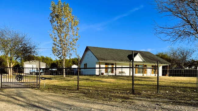 Building Photo - 713 Overlook Dr