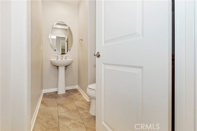 Building Photo - 14562 Rochester Ave