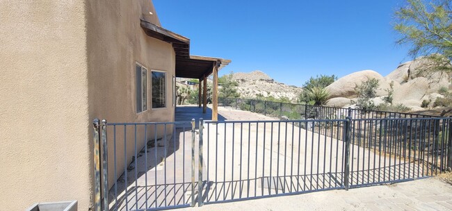 Building Photo - 6231 Mirlo Rd