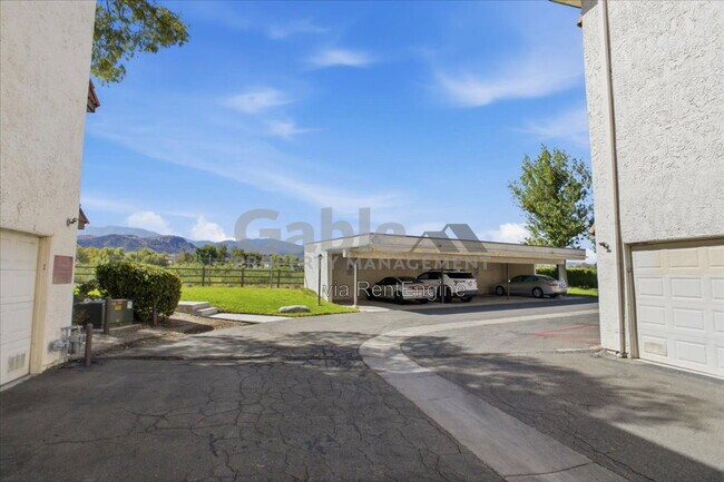 Building Photo - 18006 River Cir