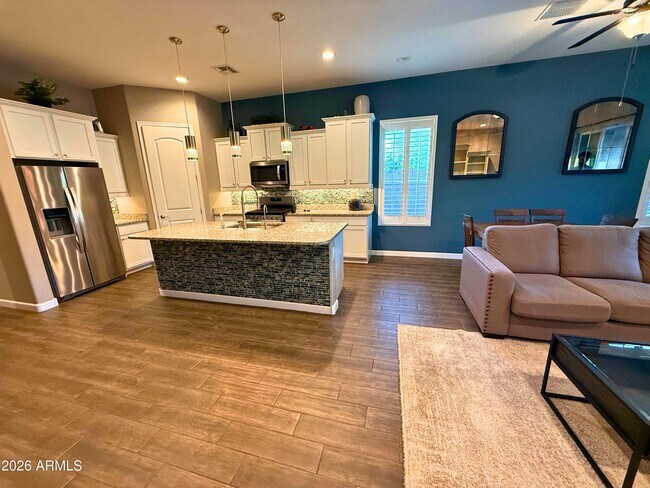 Building Photo - 27941 N 19th Dr