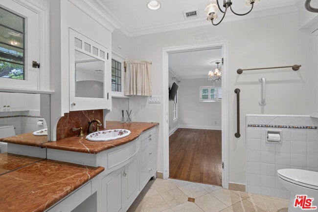 Building Photo - 16036 W Junaluska Way