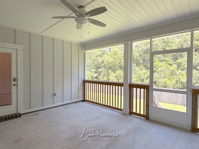 Building Photo - 6052 Rutherford Lp