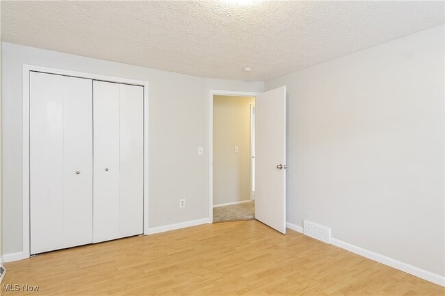 Building Photo - 4757 Orchard Rd