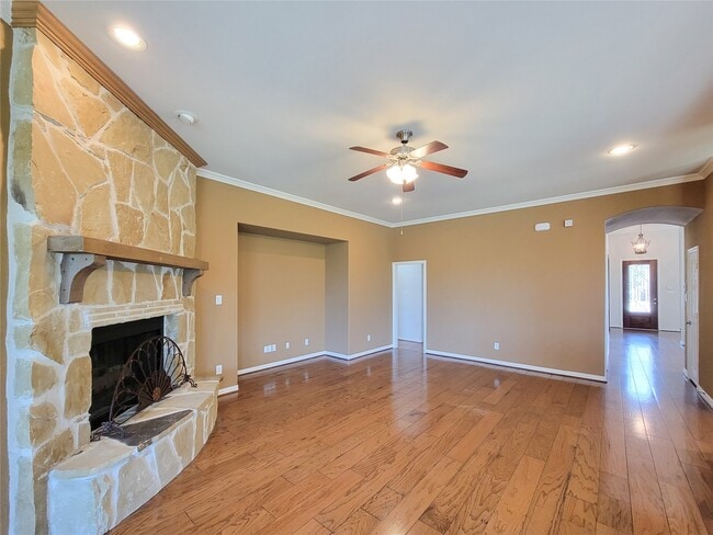 Building Photo - 18419 E Morgans Bend Dr