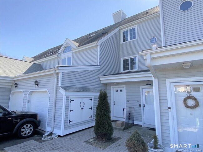 Building Photo - 560 Silver Sands Rd