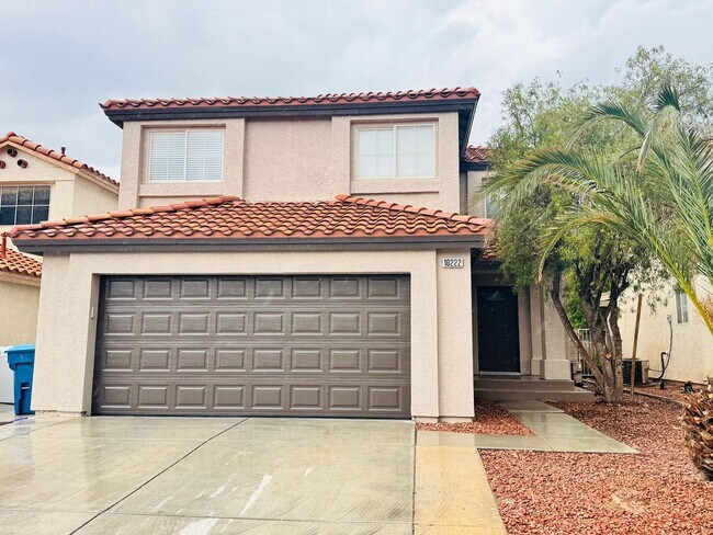 Primary Photo - 4 Bedrooms Home For Rent