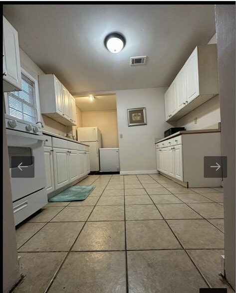 Building Photo - 788 Parsons St SW