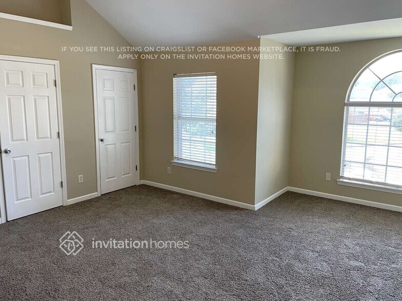 Building Photo - 4416 Sublime Trail