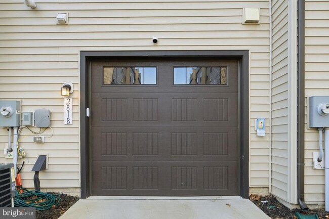 Building Photo - 2818 Dart Dr