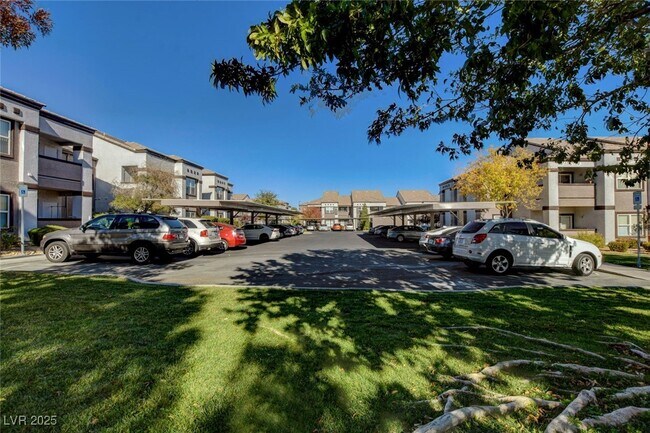 Building Photo - 7255 W Sunset Rd