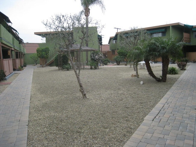 Building Photo - Park Tampa Apartments