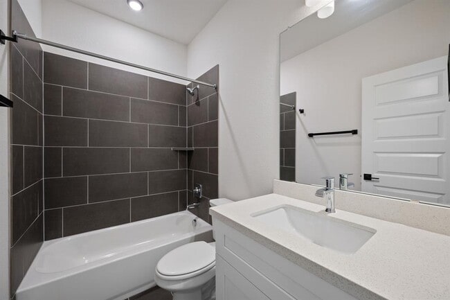 Building Photo - 2600 Gattis School Rd