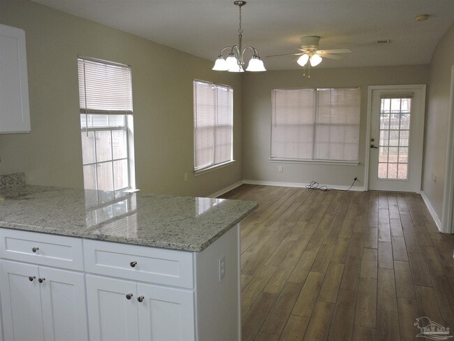 Building Photo - 2322 Shoal Creek Dr