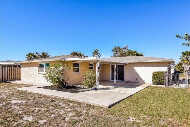 Building Photo - 3410 Trask Dr