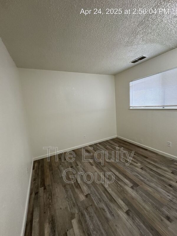 Building Photo - 410 N West St