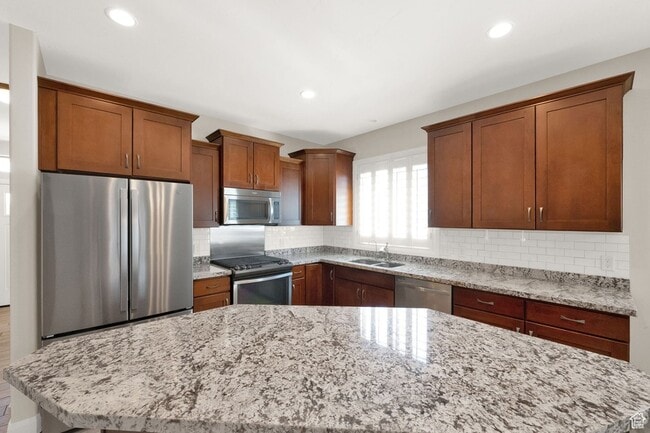 Building Photo - 11166 Del Andrae Ln