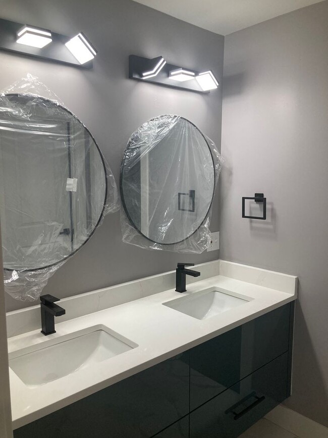 Building Photo - Extravagant New Construction in Polish Hill – A Must-See Luxury Rental!