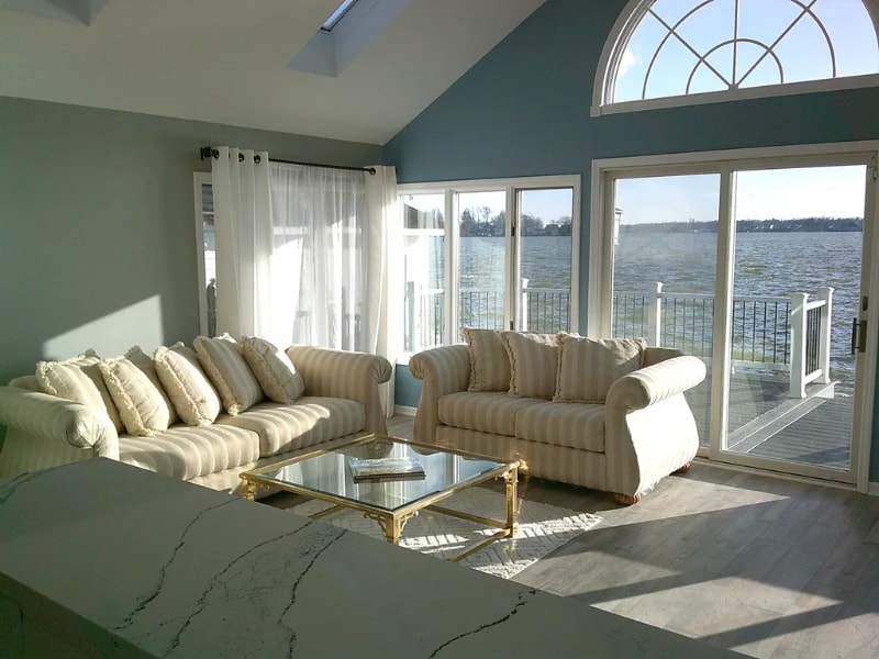 Building Photo - 7405 Lake Shore Dr