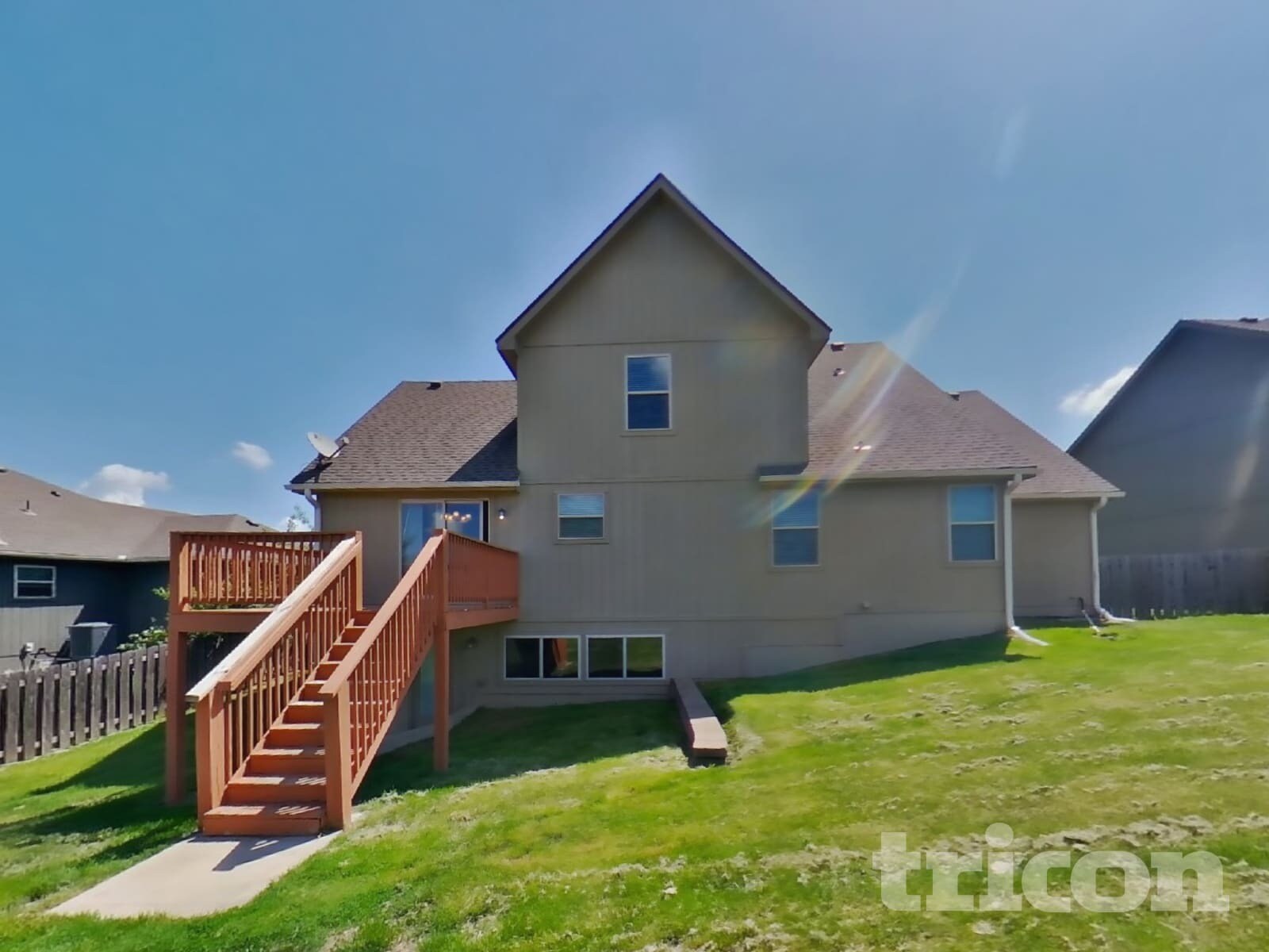 Building Photo - 18404 Rock Ridge N