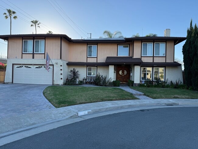 Fresh paint, new carpet, recently remodeled - 15481 Cottonwood Cir