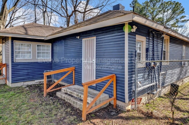 Building Photo - 964 Joseph Pl