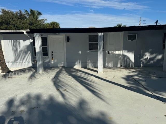 Building Photo - 624 NW 15th Ave