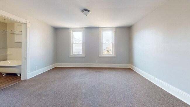 Building Photo - 1120 6th St NW