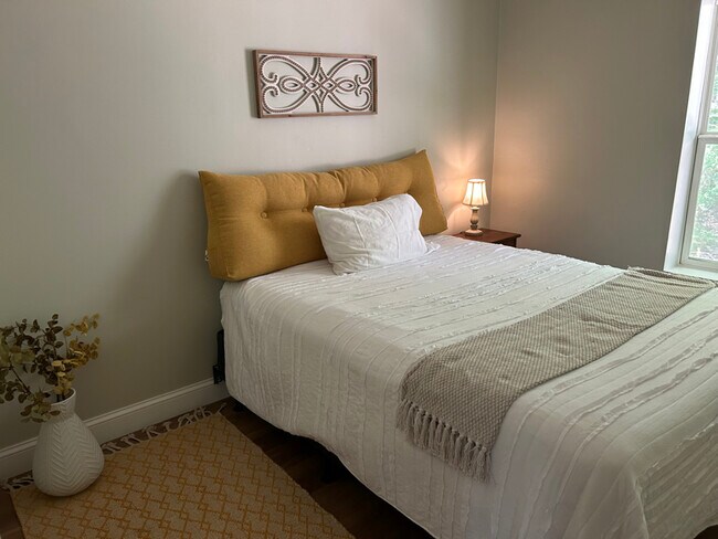 Building Photo - 11 St Francis Way