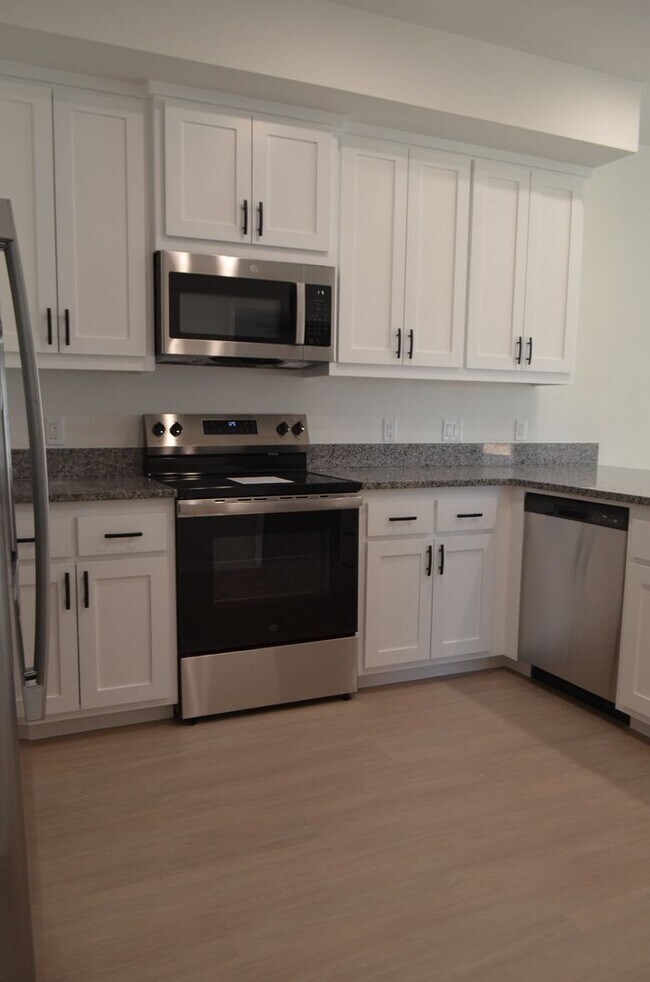 Building Photo - 1419 Indian Camp Trail