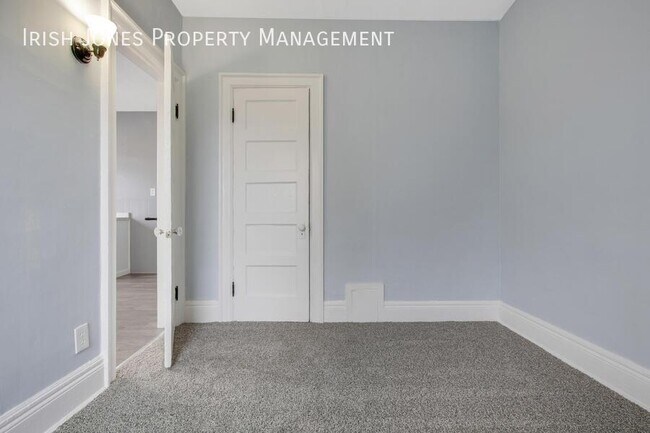 Building Photo - 1514 William St