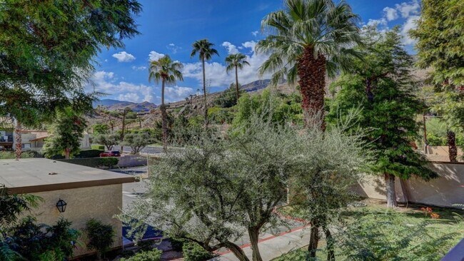 Building Photo - 2160 S Palm Canyon Dr