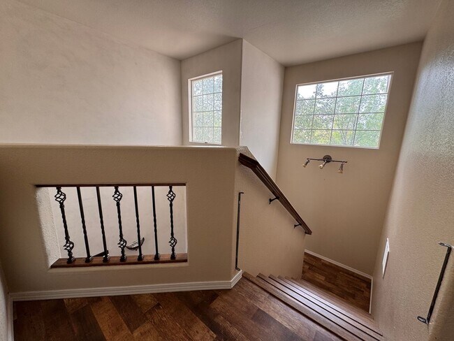 Building Photo - 6300 Verdi Way NW