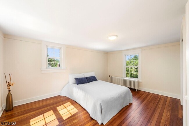 Building Photo - 289 Bennetts Ln