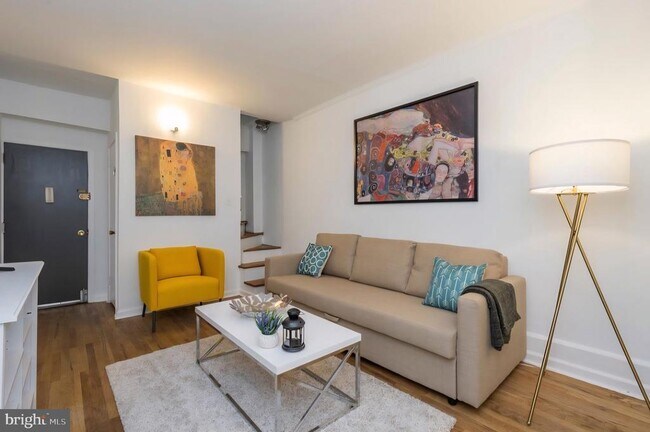 Building Photo - 1413 Lombard St