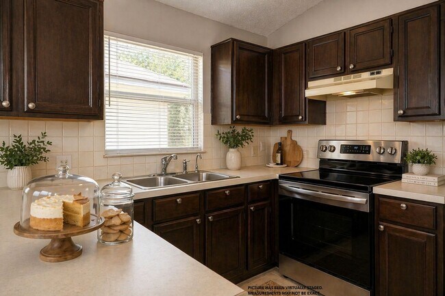 Building Photo - Single Family Home in Southeast Orlando
