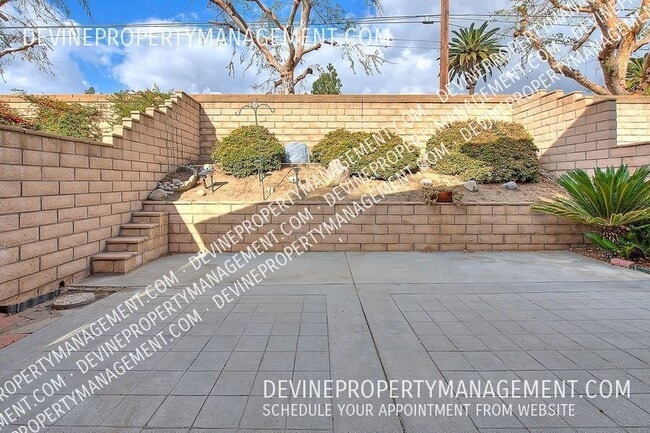 Building Photo - 902 California Privado
